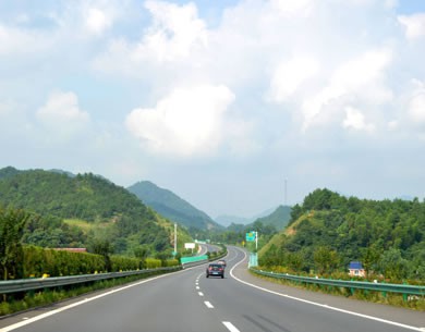 漳州高速公路护栏板使用案例